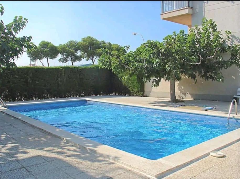 Estudio Con Vistas, Roses Exteriér fotografie
